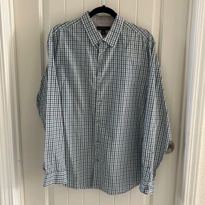 Like new - 100% cotton Banana Republic shirt